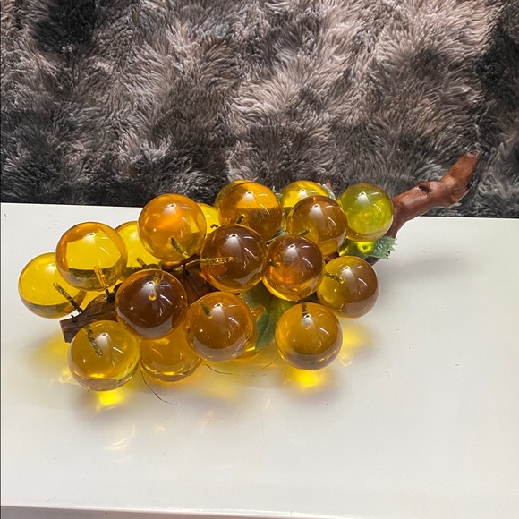 Other - Vintage Amber/Yellow Glass Grape Cluster Decorative Accent